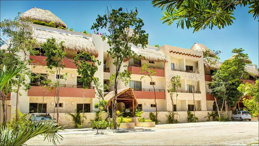 Garden Lili 3 Bedroom Sleeps 6 Τουλούμ
